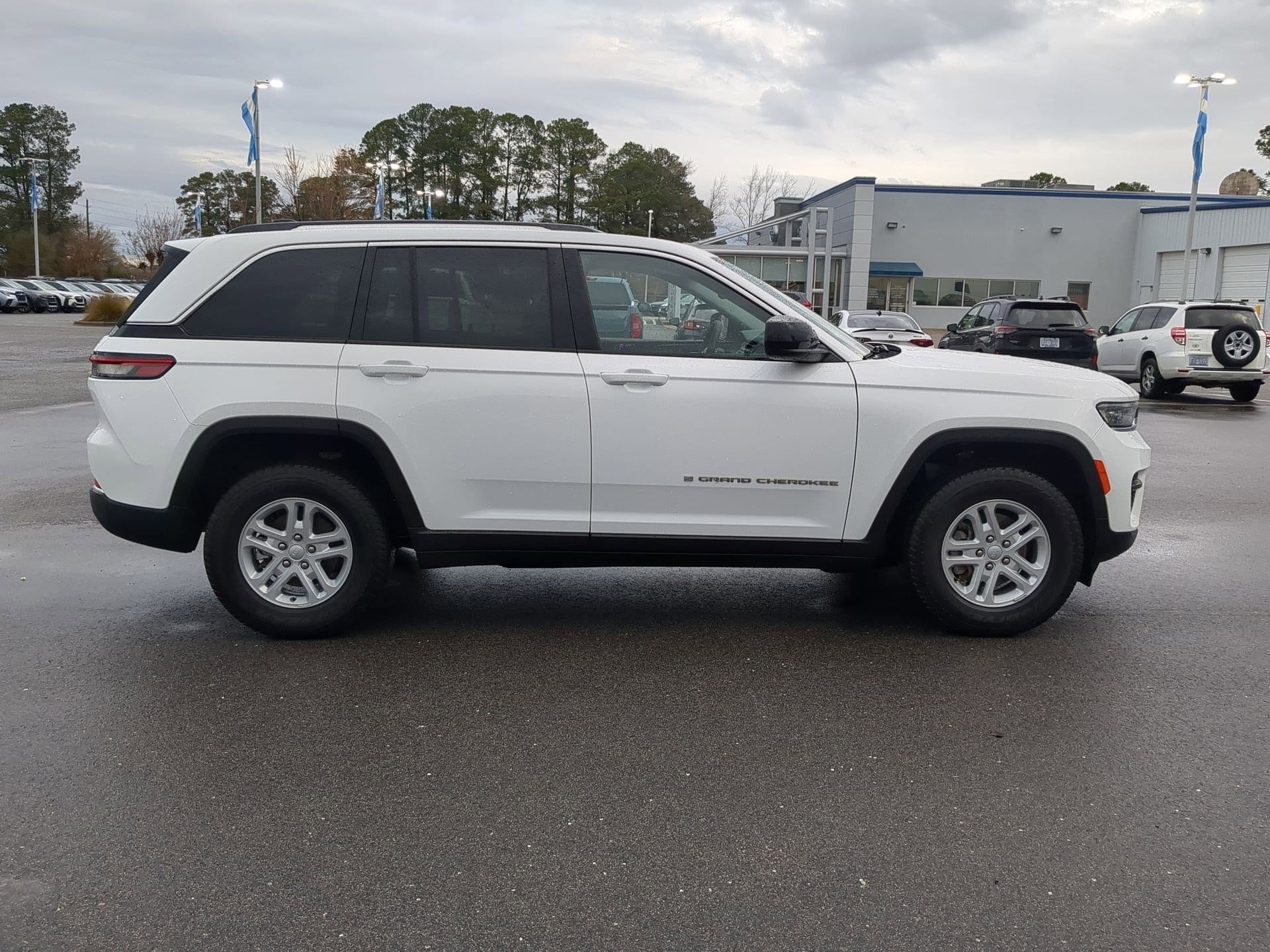 jeep grand cherokee 2023 1C4RJHAG0PC519492 image jeep grand cherokee 2023 1C4RJHAG0PC519492 image